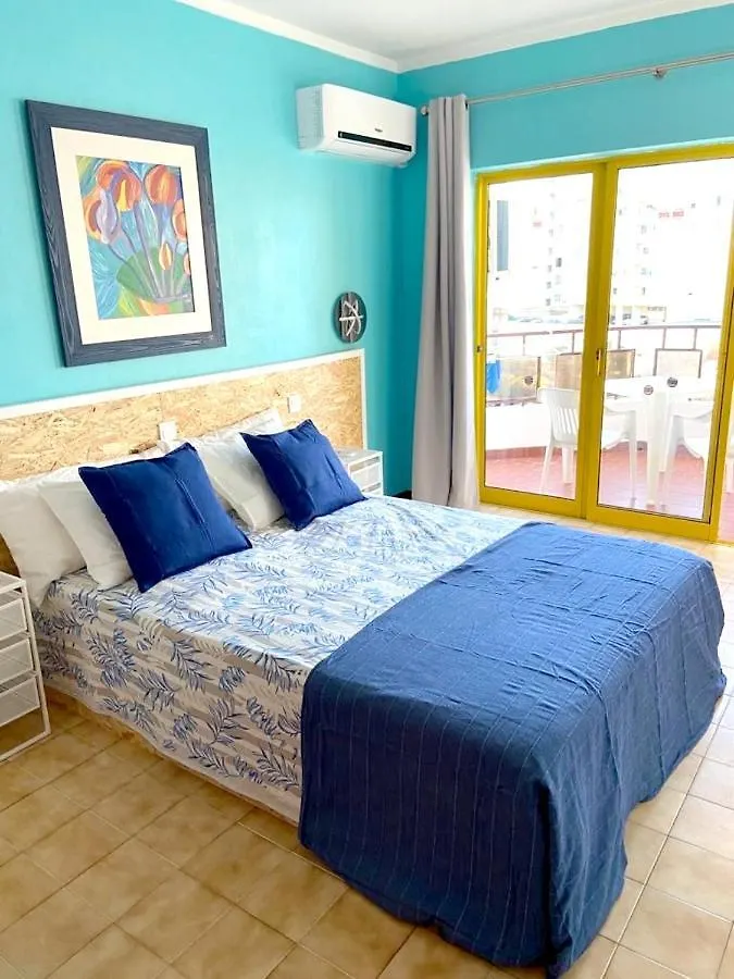 Charming Apartment With Balcony In Portimao, 55 Sqm, Pool View 0*, Portimao